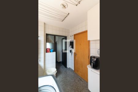 Apartamento à venda com 148m², 3 quartos e 3 vagas Apartamento à venda com 148m², 3 quartos e 3 vagasÁrea de Serviço