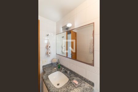 Apartamento à venda com 148m², 3 quartos e 3 vagas Apartamento à venda com 148m², 3 quartos e 3 vagasBanheiro da Suíte 1
