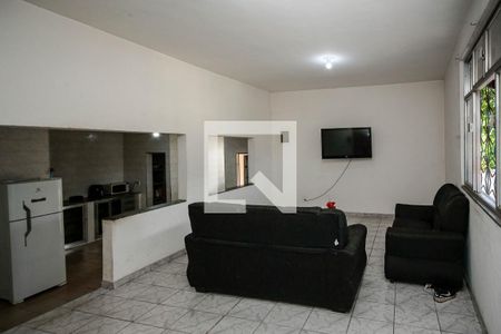 Casa à venda com 441m², 4 quartos e 3 vagasSala 2