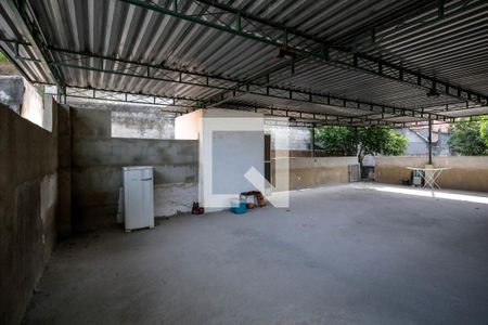 Casa à venda com 441m², 4 quartos e 3 vagasTerraço