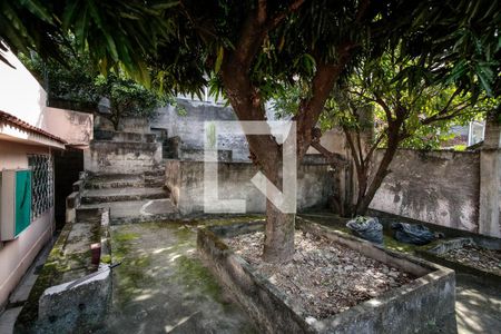 Casa à venda com 441m², 4 quartos e 3 vagasQuintal
