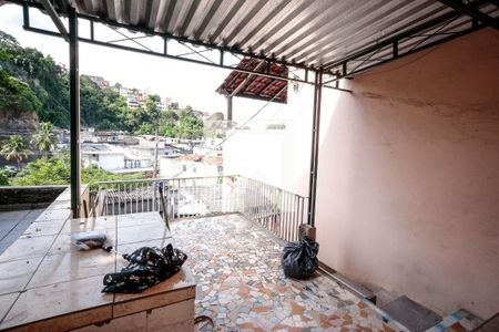 Casa à venda com 441m², 4 quartos e 3 vagasQuintal