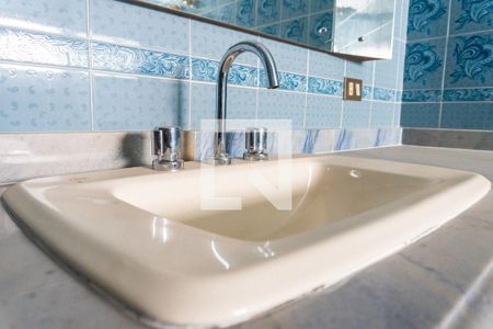 Casa para alugar com 560m², 4 quartos e 3 vagasBanheiro da Suíte 2 Detalhe