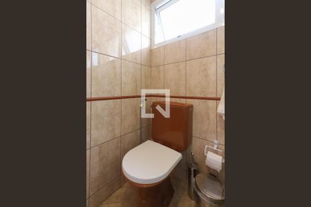 Apartamento à venda com 219m², 4 quartos e 4 vagasBanheiro da Suíte 2