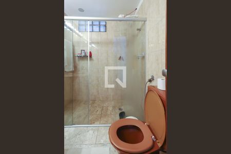 Apartamento à venda com 219m², 4 quartos e 4 vagasBanheiro da Suíte 1