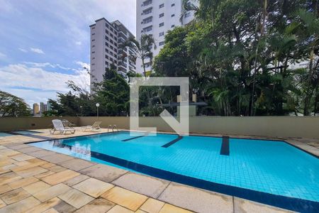Apartamento à venda com 219m², 4 quartos e 4 vagasÁrea comum - Piscina