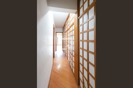 Apartamento à venda com 219m², 4 quartos e 4 vagasCorredor