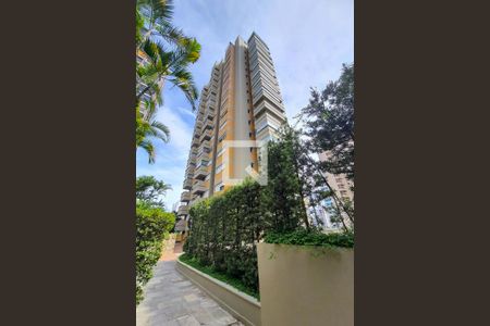 Apartamento à venda com 219m², 4 quartos e 4 vagasFachada