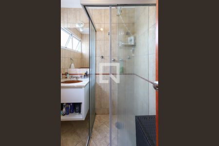 Apartamento à venda com 219m², 4 quartos e 4 vagasBanheiro da Suíte 2