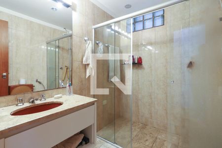 Apartamento à venda com 219m², 4 quartos e 4 vagasBanheiro da Suíte 1