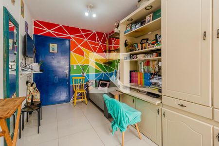 Sala de kitnet/studio à venda com 1 quarto, 30m² em Centro Histórico, Porto Alegre