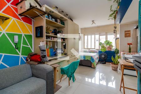 Sala de kitnet/studio para alugar com 1 quarto, 30m² em Centro Histórico, Porto Alegre