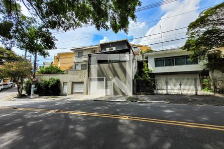 Casa para alugar com 46m², 1 quarto e sem vaga Casa para alugar com 46m², 1 quarto e sem vagaFachada