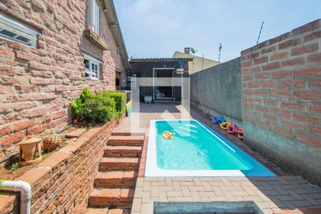 Casa à venda com 102m², 3 quartos e 2 vagas Casa à venda com 102m², 3 quartos e 2 vagasQuintal