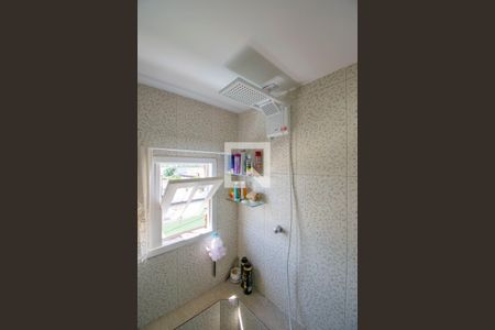 Casa à venda com 102m², 3 quartos e 2 vagas Casa à venda com 102m², 3 quartos e 2 vagasBanheiro