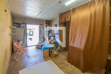 Casa à venda com 102m², 3 quartos e 2 vagas Casa à venda com 102m², 3 quartos e 2 vagasQuarto de Serviço