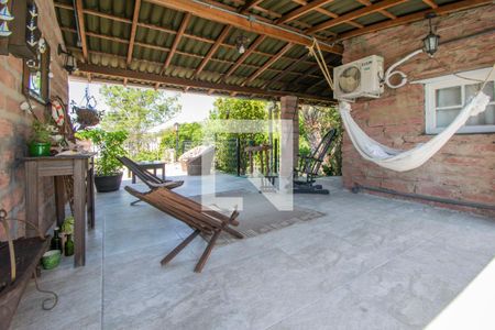 Casa à venda com 102m², 3 quartos e 2 vagas Casa à venda com 102m², 3 quartos e 2 vagasÁrea de lazer