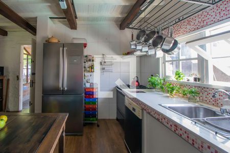 Casa à venda com 102m², 3 quartos e 2 vagas Casa à venda com 102m², 3 quartos e 2 vagasCozinha