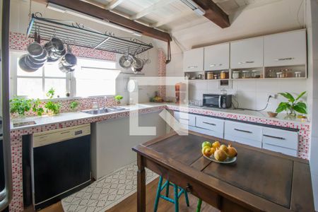 Casa à venda com 102m², 3 quartos e 2 vagas Casa à venda com 102m², 3 quartos e 2 vagasCozinha