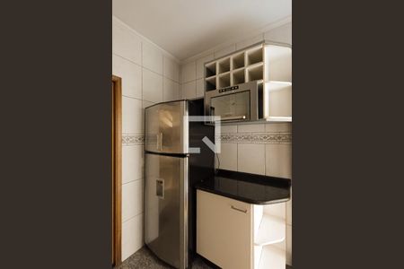 Casa de condomínio à venda com 240m², 4 quartos e 3 vagas Casa de condomínio à venda com 240m², 4 quartos e 3 vagasCozinha