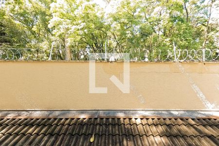 Casa de condomínio à venda com 240m², 4 quartos e 3 vagas Casa de condomínio à venda com 240m², 4 quartos e 3 vagasVista do Quarto 2