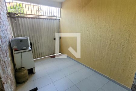 Casa à venda com 300m², 3 quartos e 1 vaga Casa à venda com 300m², 3 quartos e 1 vagaGaragem
