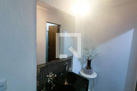 Casa à venda com 300m², 3 quartos e 1 vaga Casa à venda com 300m², 3 quartos e 1 vagaBanheiro Social