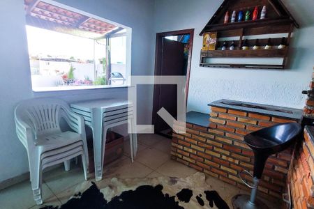 Casa à venda com 300m², 3 quartos e 1 vaga Casa à venda com 300m², 3 quartos e 1 vagaCozinha - Terraço