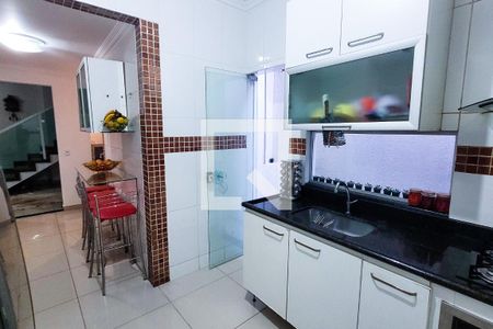 Casa à venda com 300m², 3 quartos e 1 vaga Casa à venda com 300m², 3 quartos e 1 vagaCozinha