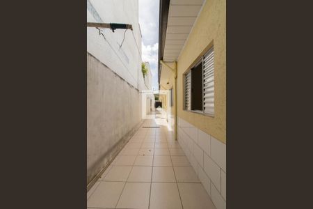 Casa à venda com 240m², 4 quartos e 1 vagaCorredor Lateral - Casa 2