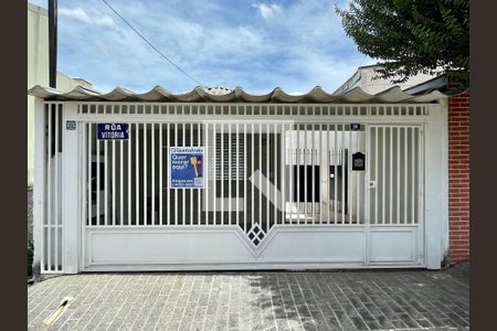 Casa à venda com 240m², 4 quartos e 1 vagaFachada
