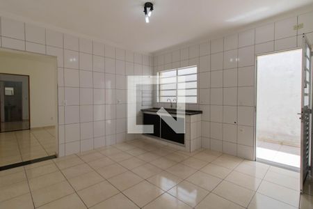 Casa à venda com 240m², 4 quartos e 1 vagaCozinha - Casa 2