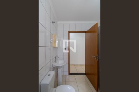 Casa à venda com 240m², 4 quartos e 1 vagaBanheiro da Suíte 2 - Casa 2