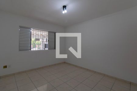 Casa à venda com 240m², 4 quartos e 1 vagaSuíte 2