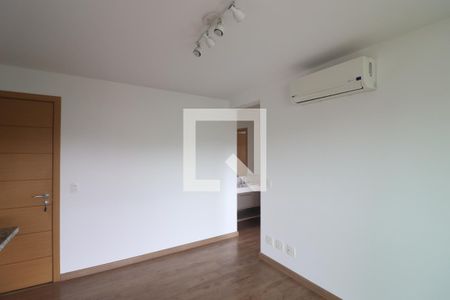 Sala  de apartamento para alugar com 1 quarto, 50m² em Casa Verde, São Paulo