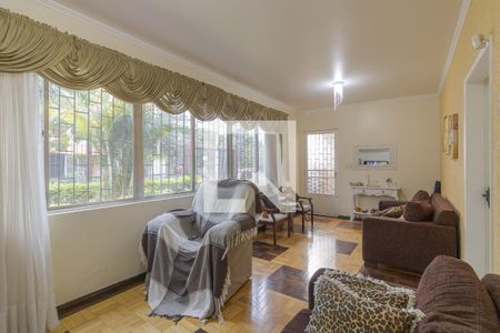 Sala de casa à venda com 3 quartos, 300m² em Jardim Itu, Porto Alegre