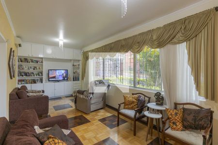 Sala de casa à venda com 3 quartos, 300m² em Jardim Itu, Porto Alegre