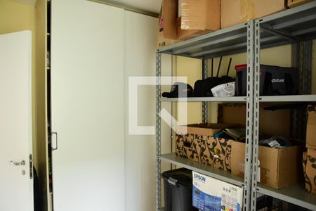 Casa de condomínio para alugar com 190m², 4 quartos e 3 vagasQuarto 1 