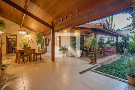 Casa à venda com 280m², 3 quartos e 3 vagasÁrea Externa