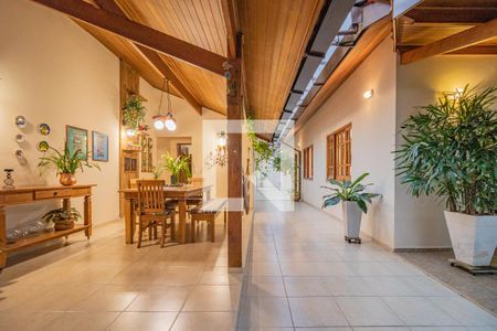 Casa à venda com 280m², 3 quartos e 3 vagasÁrea Externa