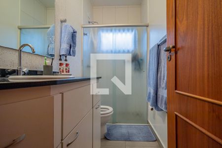 Casa à venda com 280m², 3 quartos e 3 vagasBanheiro da Suíte 1