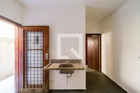 Sala/Cozinha de casa para alugar com 2 quartos, 40m² em Jardim Monte Kemel, São Paulo