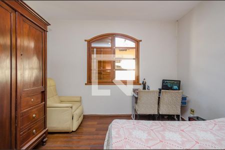 Casa para alugar com 270m², 4 quartos e 4 vagasQuarto 2