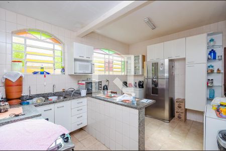 Casa para alugar com 270m², 4 quartos e 4 vagasCozinha