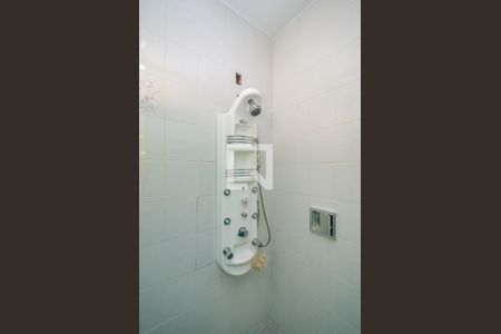 Casa para alugar com 270m², 4 quartos e 4 vagasBanheiro Social