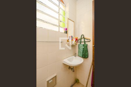 Casa para alugar com 270m², 4 quartos e 4 vagasBanheiro de serviço