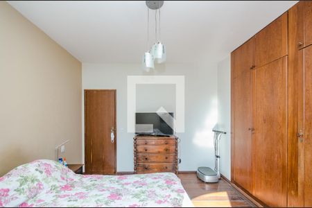 Casa para alugar com 270m², 4 quartos e 4 vagasSuíte