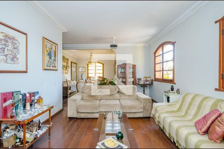 Sala de casa para alugar com 4 quartos, 270m² em Santa Lúcia, Belo Horizonte
