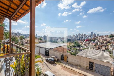 Casa para alugar com 270m², 4 quartos e 4 vagasQuarto 4