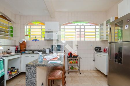 Casa para alugar com 270m², 4 quartos e 4 vagasCozinha